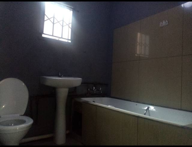2 BEDROOM FLAT FOR SALE IN DEVON